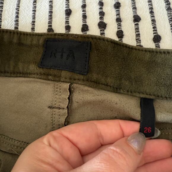 RTA | Olive Green Stretch Lambskin Suede Stretch Leather Skinny Jeans Pants | 26 - Picture 7 of 9